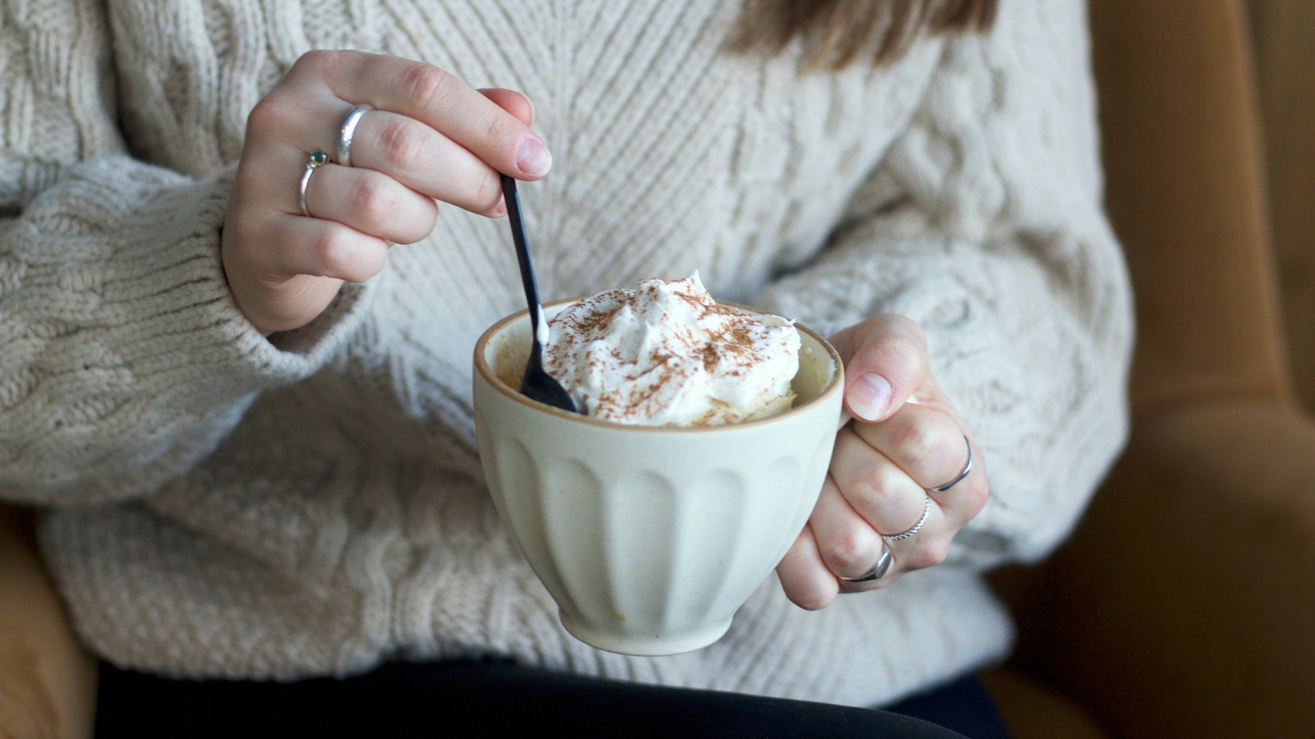Recette de gâteau à l'espresso et pain d'épices, façon "mug cake" - Café Barista