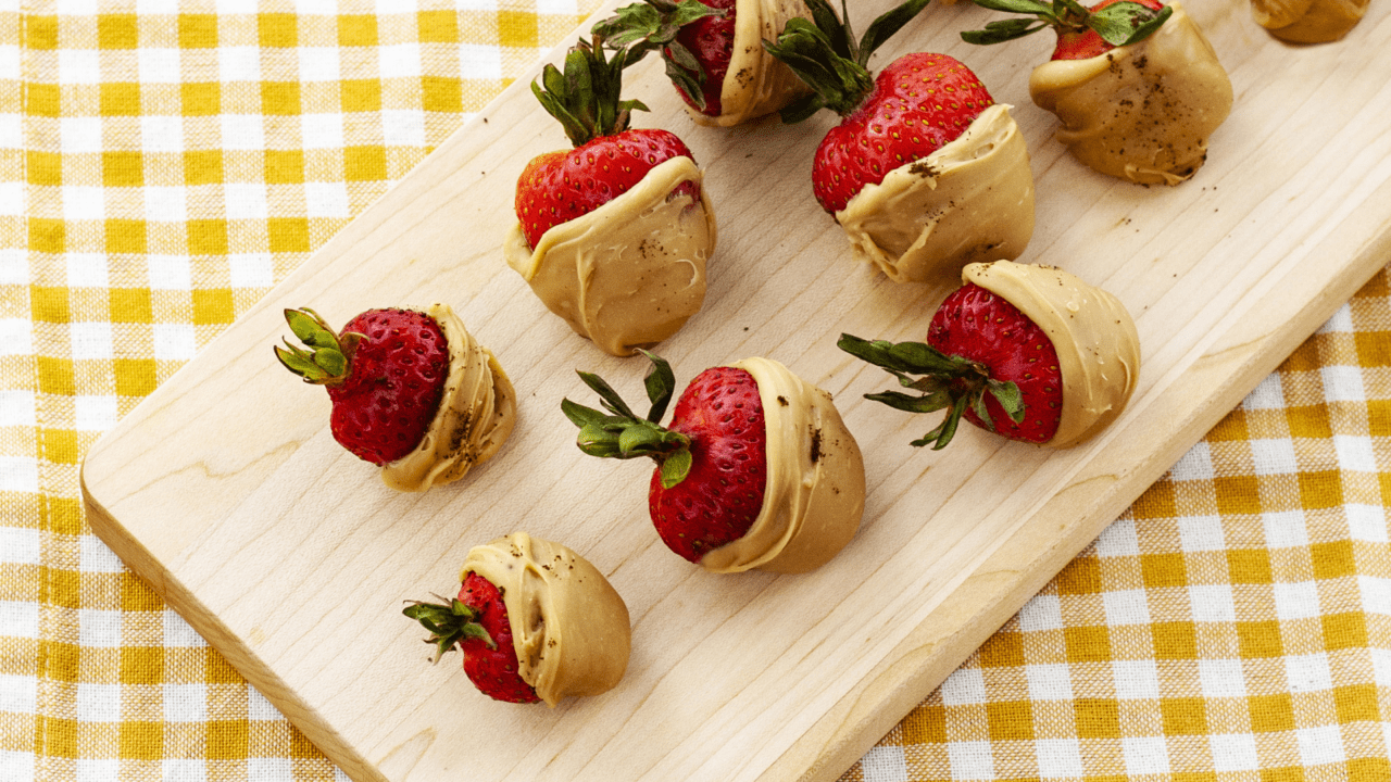 Recette de fraises trempées dans le chocolat blanc à l’espresso - Café Barista