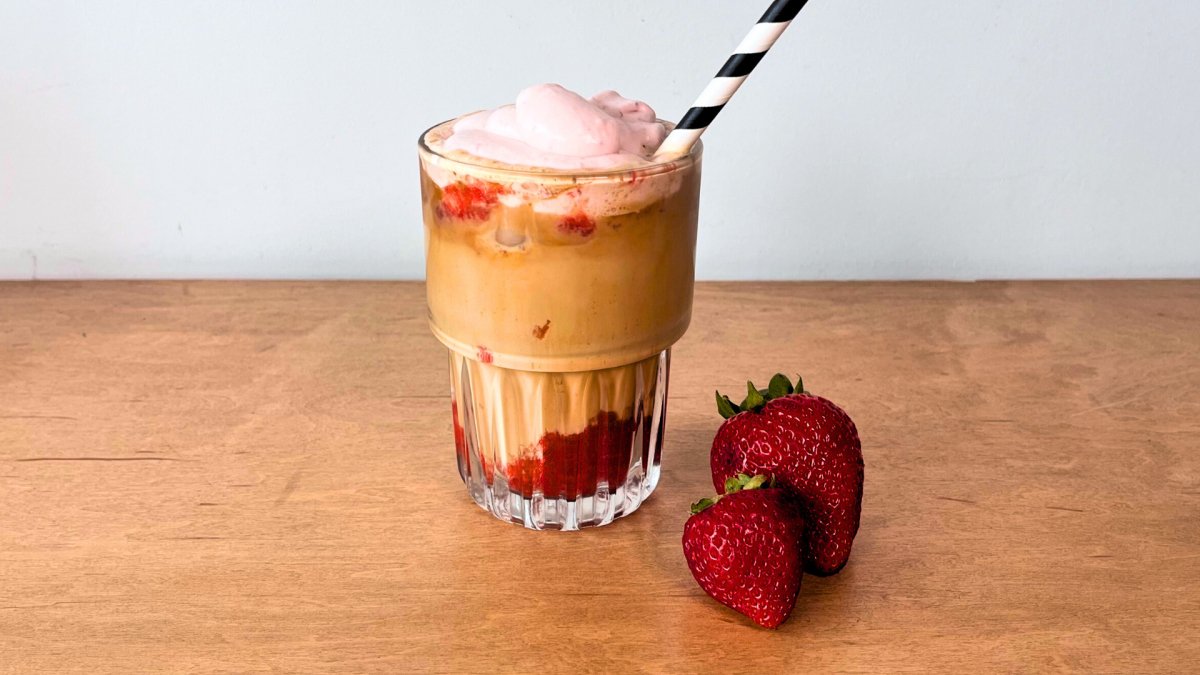 Recette de latte glacé aux fraises - Café Barista